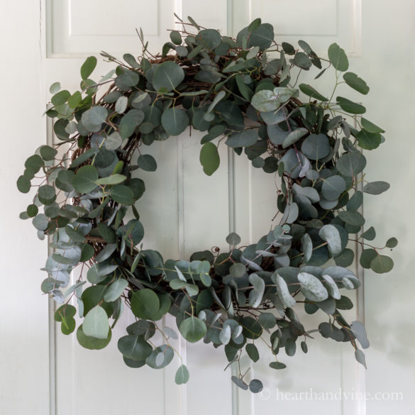 How to Make a Eucalyptus Wreath